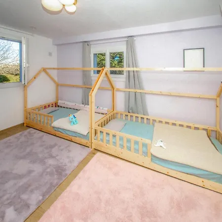 Amazing In With Private Swimming Pool, Be Inside Or Outside
